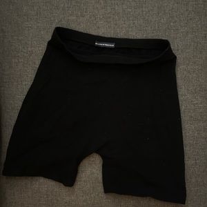 BRANDY MELVILLE BIKER SHORTS